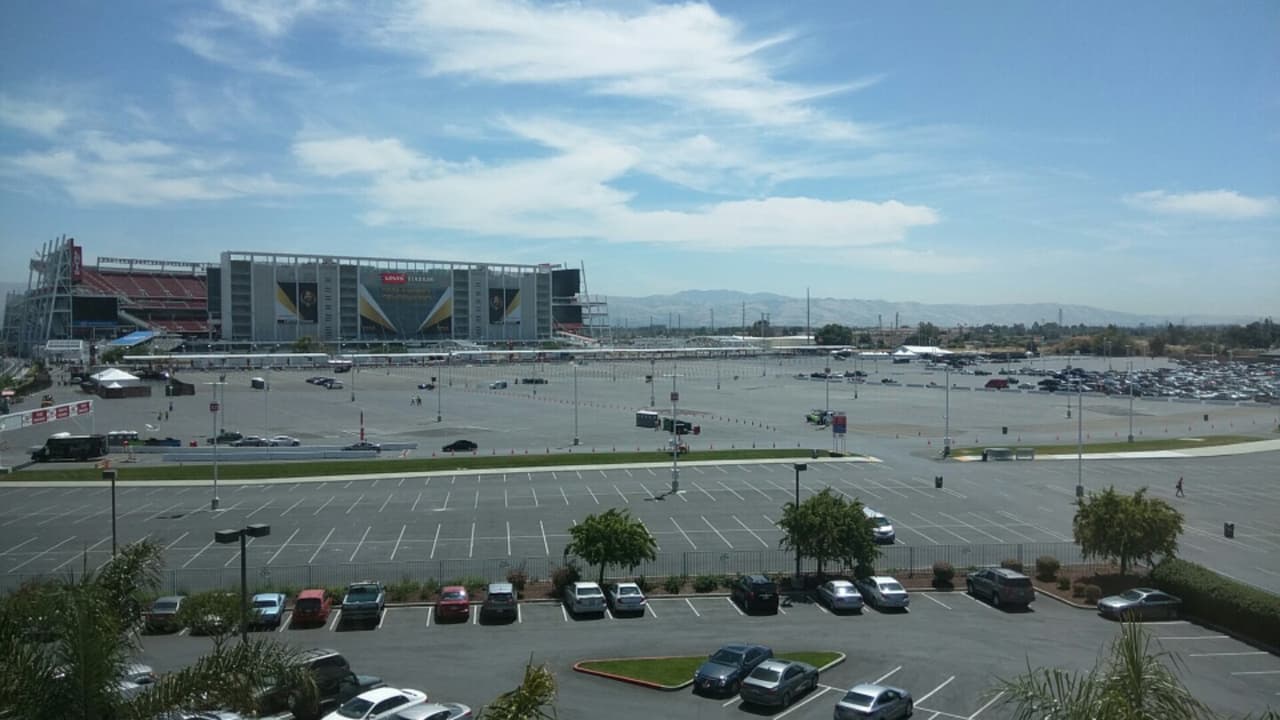 Panorámica del Levi's Stadium a 10 horas del inicio del encuentro. (FOTO: Juan Carlos Hernández Cedeño)