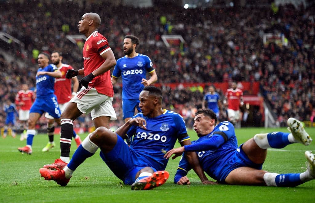 Las anotaciones de Anthony Martial y Andros Townhead fueron ls encargados de regalarnos el empate 1-1 en Manchester.
