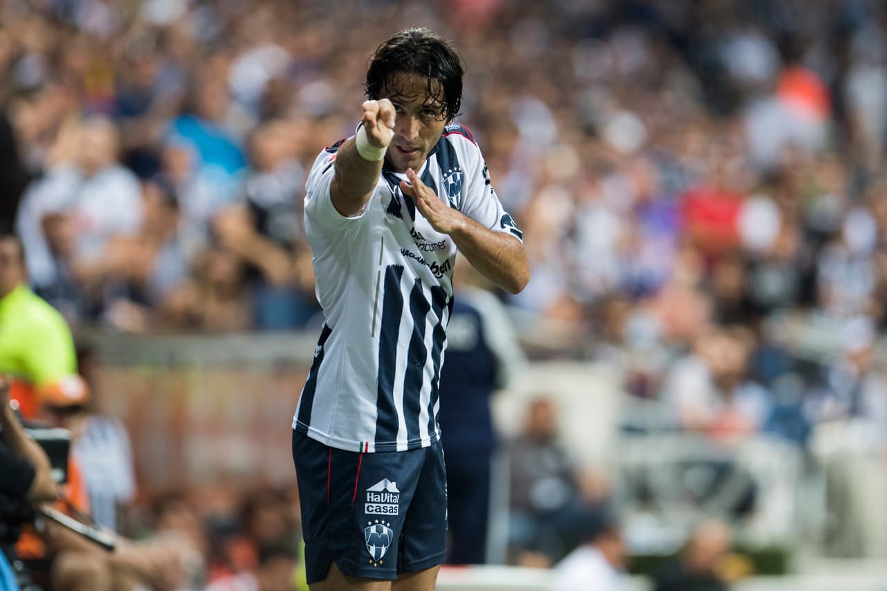 Baja: Aldo de Nigris (retirado).