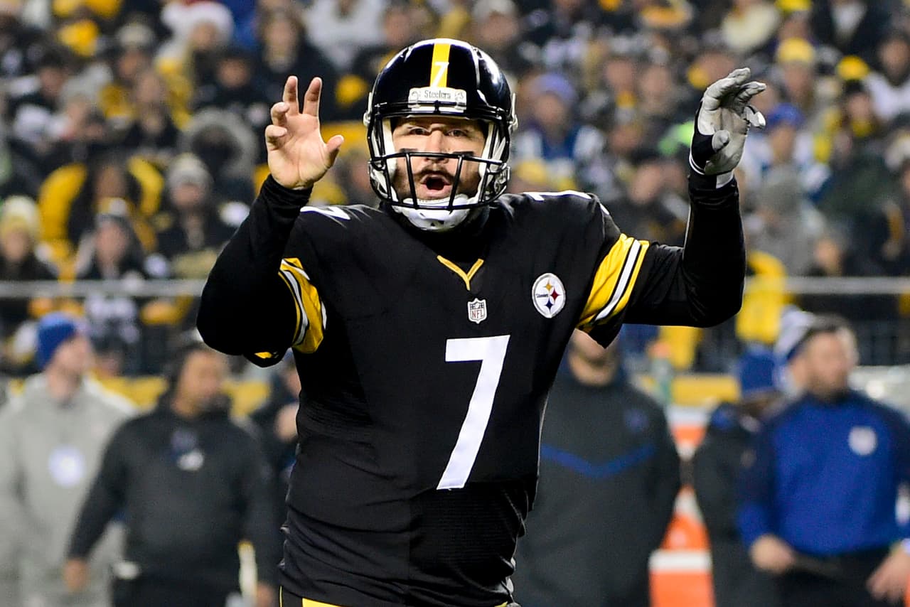 Los Steelers mantienen su paso para poder llegar a la postemporada al derrotar por apabullante marcador de 45-10 a los Colts. Checa las mejores tomas de este partido.