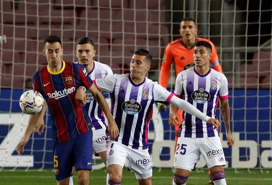 Barcelona salva victoria ante Valladolid 1-0 durante la Jornada 30 de LaLiga. La anotación fue por parte de Ousmane Dembéle y Lionel Messi cumplió 767 partidos en el club culé, convirtiéndose en el jugador con mayor cantidad de partidos en toda la historia y fue homenajeado por su equipo.