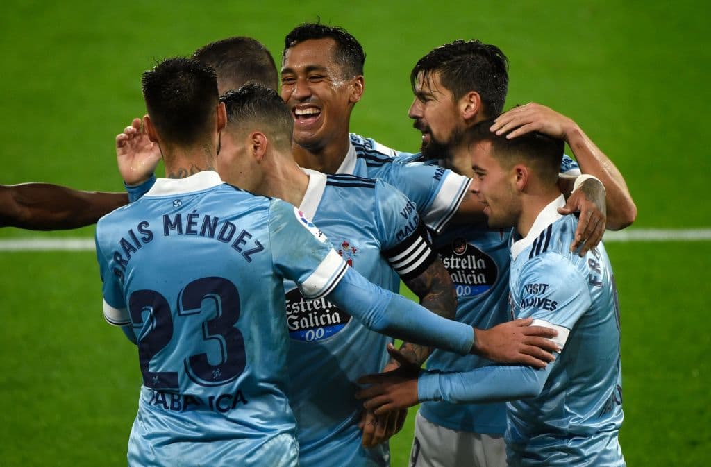 Celta de Vigo no tiene piedad y golea a Cádiz 4-0. Nolito abrió el marcador al minuto 6, seguido de Iago Aspas y Fran Beltrán. La cereza en el pastel fue de Brais Mendes y así fue cómo se llevaron los tres puntos en la Jornada 13 de LaLiga.