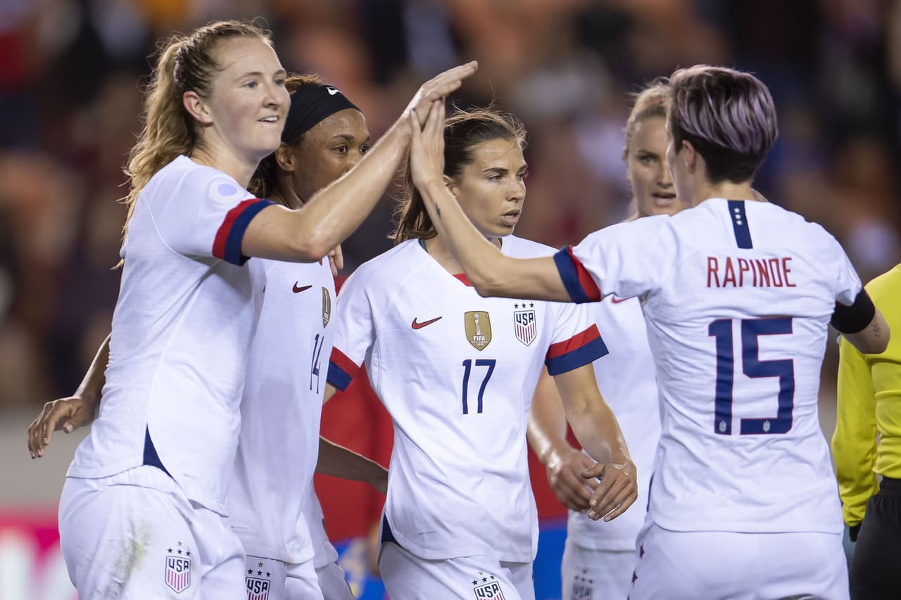 Con goles de Horan, McDonald y dobletes de Press y Mewis, EEUU gana en el preolímpico.