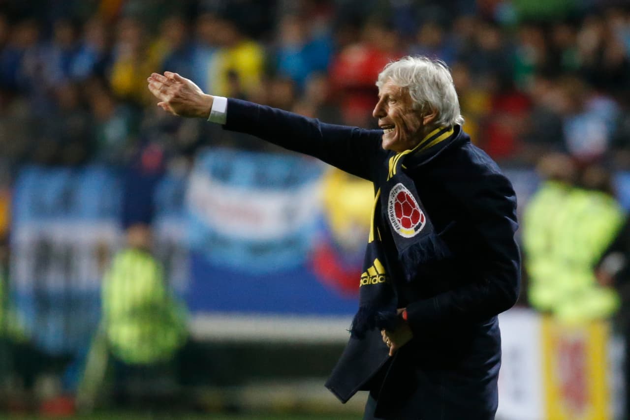 Su entrenador es el argentino José Néstor Pékerman, quien además a dirigido a la selección de Argentina (selección mayor, Sub-20 y Sub-17) y a los clubes Toluca y Tigres (ambos de México).