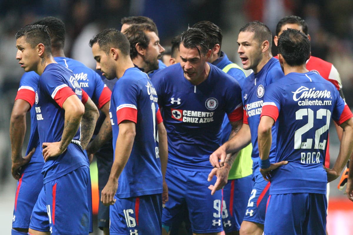 La racha es de 21 años y contando, registro que el equipo actualmente dirigido por Pedro Caixinha busca cortar en el Apertura 2018. Sin embargo, esta no es la racha más larga sin títulos vigente en México.