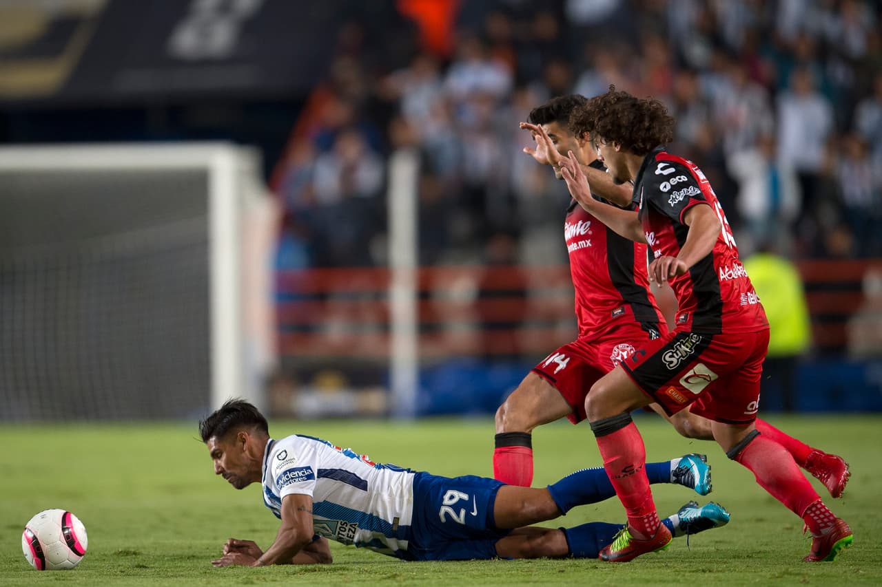 Pachuca tuvo un gran manejo del partido y siempre estuvo más cerca un nuevo gol de los Tuzos que el descuento de la jauría.