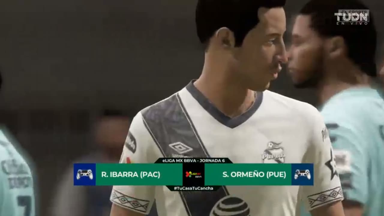 Romario Ibarra, representante de Pachuca, tundió a Santiago Ormeño y el sueño poblano comienza a desmoronarse.