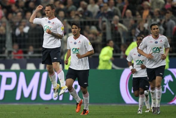 Obraniak marcó el gol del triunfo para que el Lille se quedara con el trofeo.