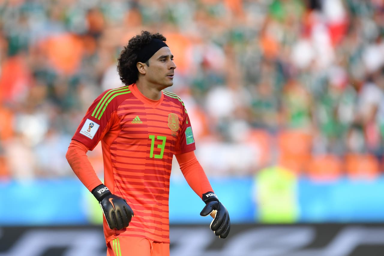 Les versiones que ponen al 'Memo' Ochoa en el Napoli son cada vez más fuertes. El portero mexicano tendría una oportunidad de oro en el fútbol italiano.