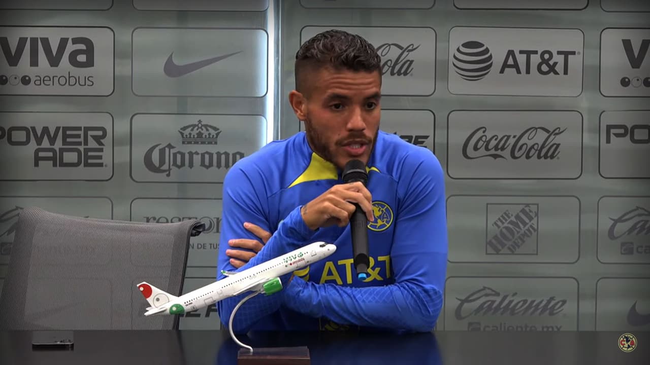 Jona dos Santos asegura que Álvaro Fidalgo puede mejorar al Tri