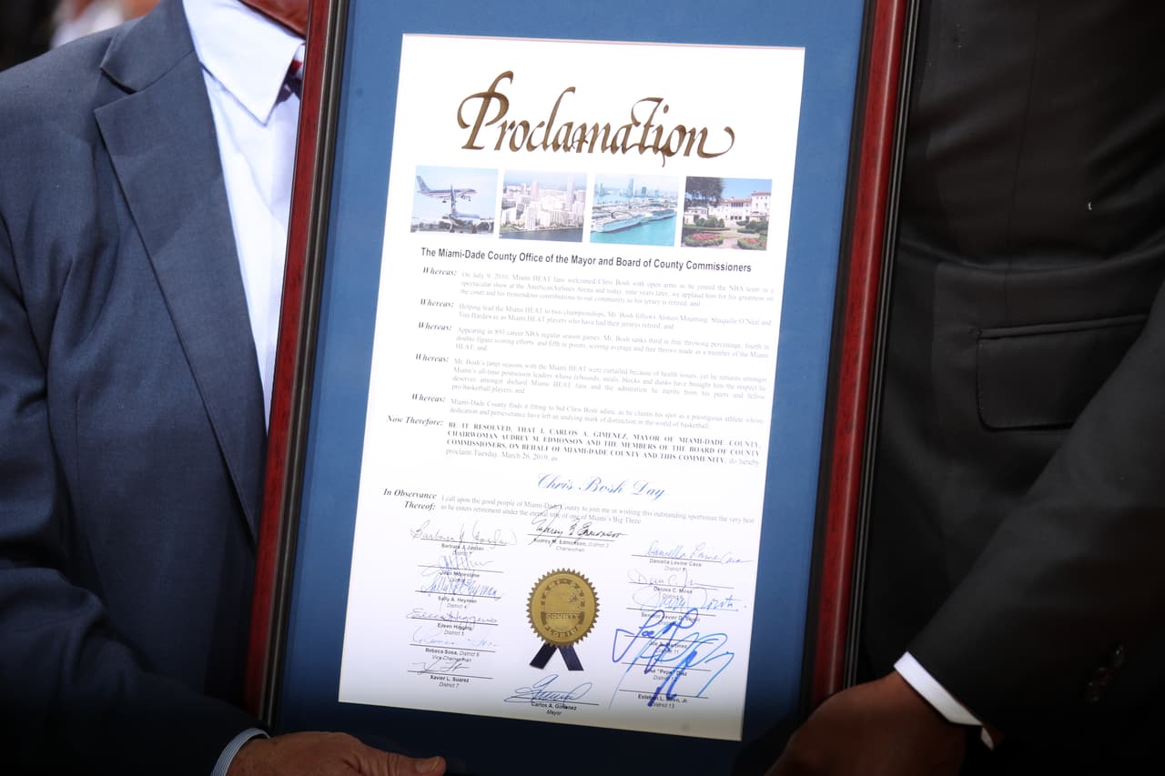 También se instauró el 'Chris Bosh Day' con esta proclamación, como parte también de los reconocimientos al jugador.