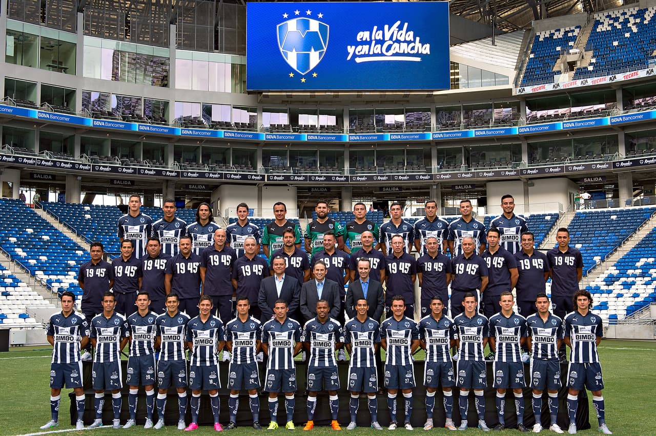 Monterrey posó para la lente en su nuevo estadio.