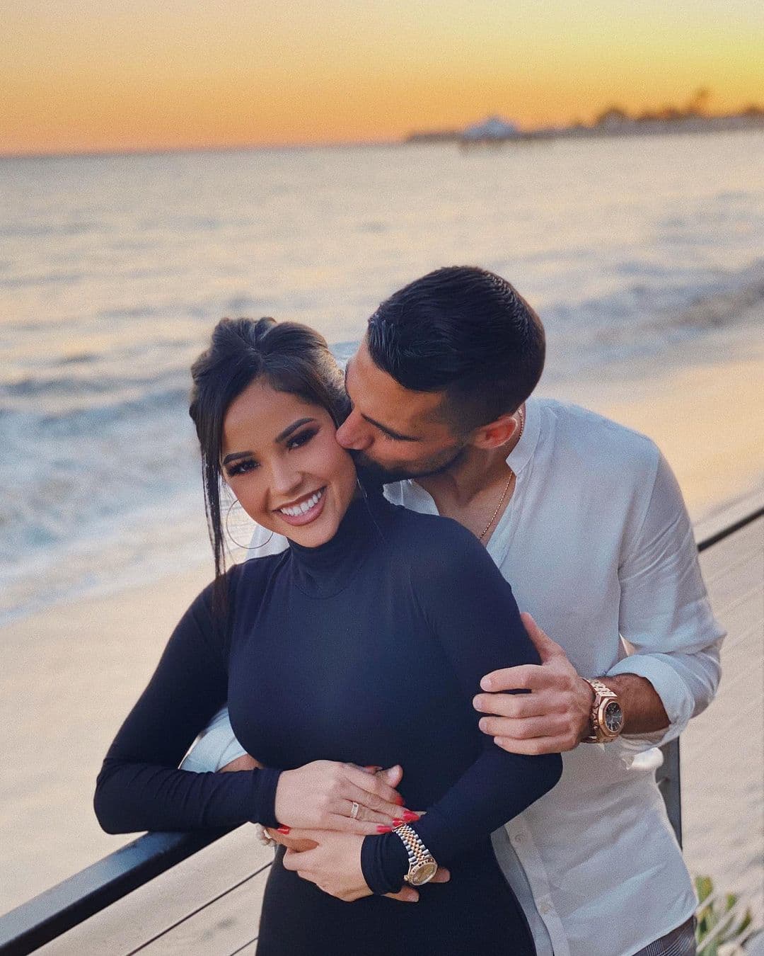 Pero el amor le llegó e hicieron su relación oficial con una foto en Instagram.