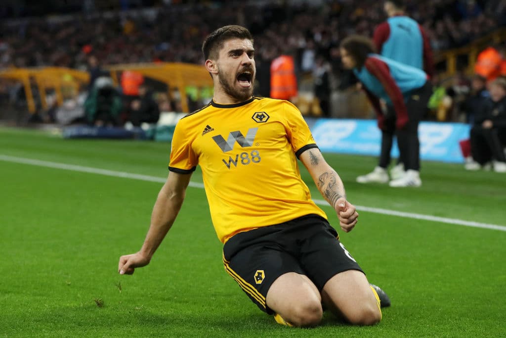 De manera sorpresiva los Wolverhampton Wanderers del mexicano Raúl Jiménez, tuvieron un triunfo espectacular esta noche de miércoles cuando superaron 3-1 al Arsenal en la Jornada 35 de la Premier League.