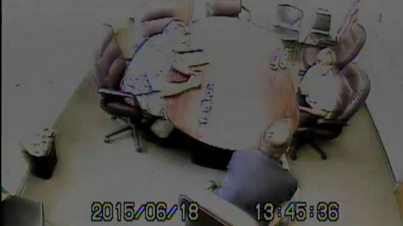 "No había nadie suficientemente valiente para hacerlo", dice Dylann Roof en su primera confesión tras la masacre racista en una iglesia en Carolina del Sur