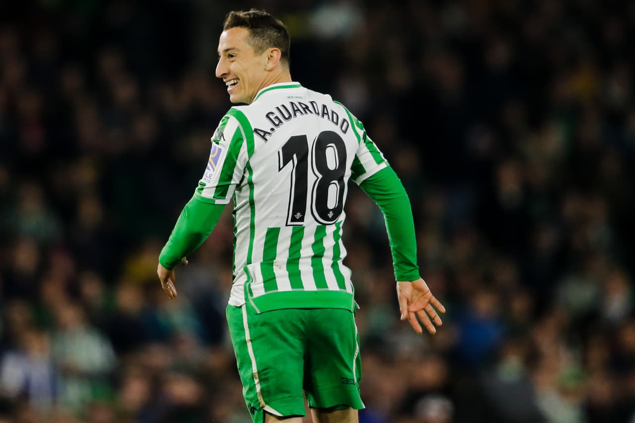 <b>Andrés Guardado: </b>por su parte, el mediocampista seguramente será titular una vez más en la escuadra de Quique Setién que debe ganar para sacarle diferencia a los catalanes, rivales directos en su lucha por entrar a copas europeas.