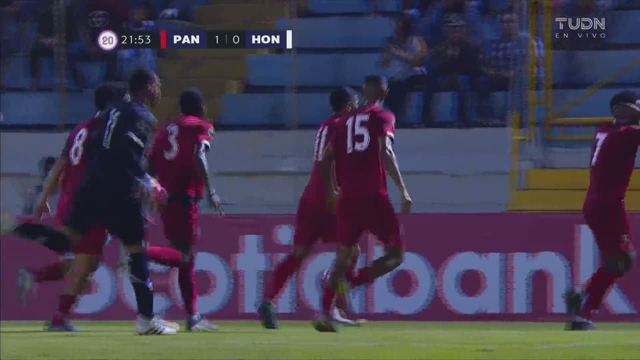 ¡Golazo! Gorday cruza el área y pone el 1-0 para Panamá