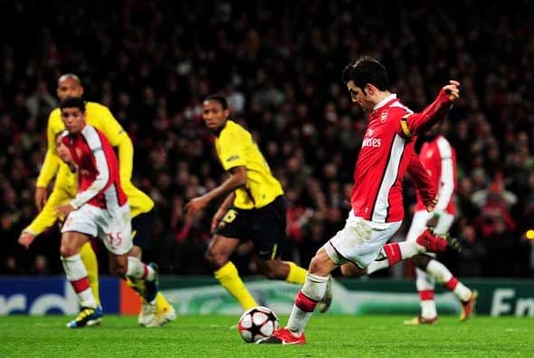 El mediocampista español, surgido de la cantera del Barça, convirtió el tanto para el 2-2 final.