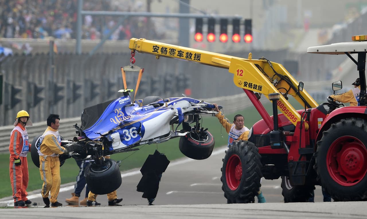 Sauber, por su parte, tendrá que corregir detalles en el vehículo que esté disponible para la competencia con miras de obtener mejores resultados.