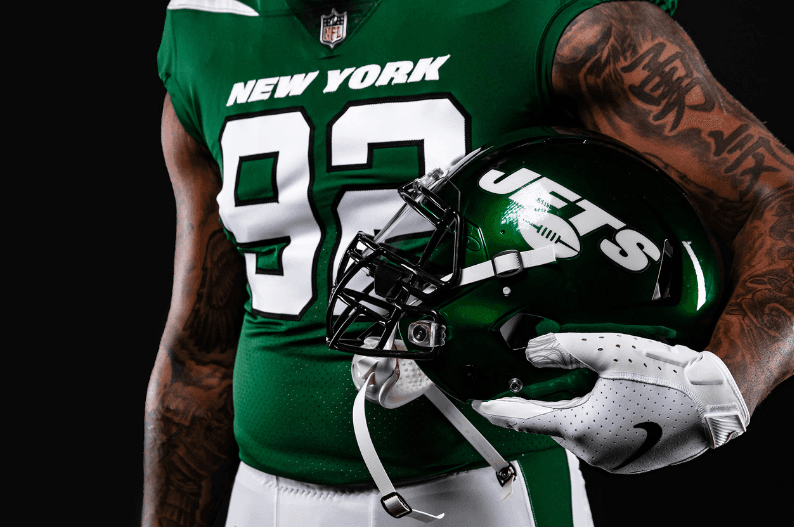 Estos fueron los deslumbrantes uniformes, cascos y colores que anunciaron los New York Jets para la temporada 2019 de la NFL. Se ven increíbles.