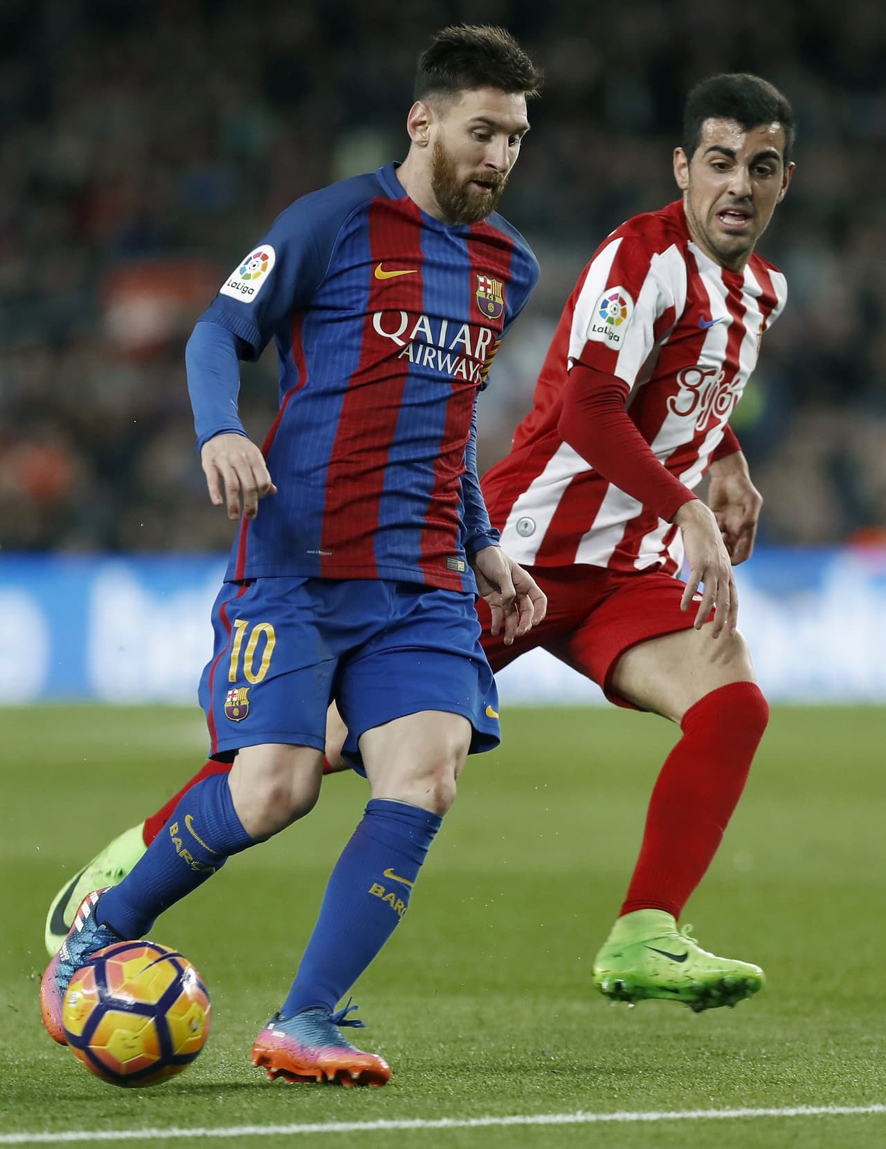 Lionel Messi, además de su gol, fue el encargado de la asistencia para la anotación de Paco Alcácer.