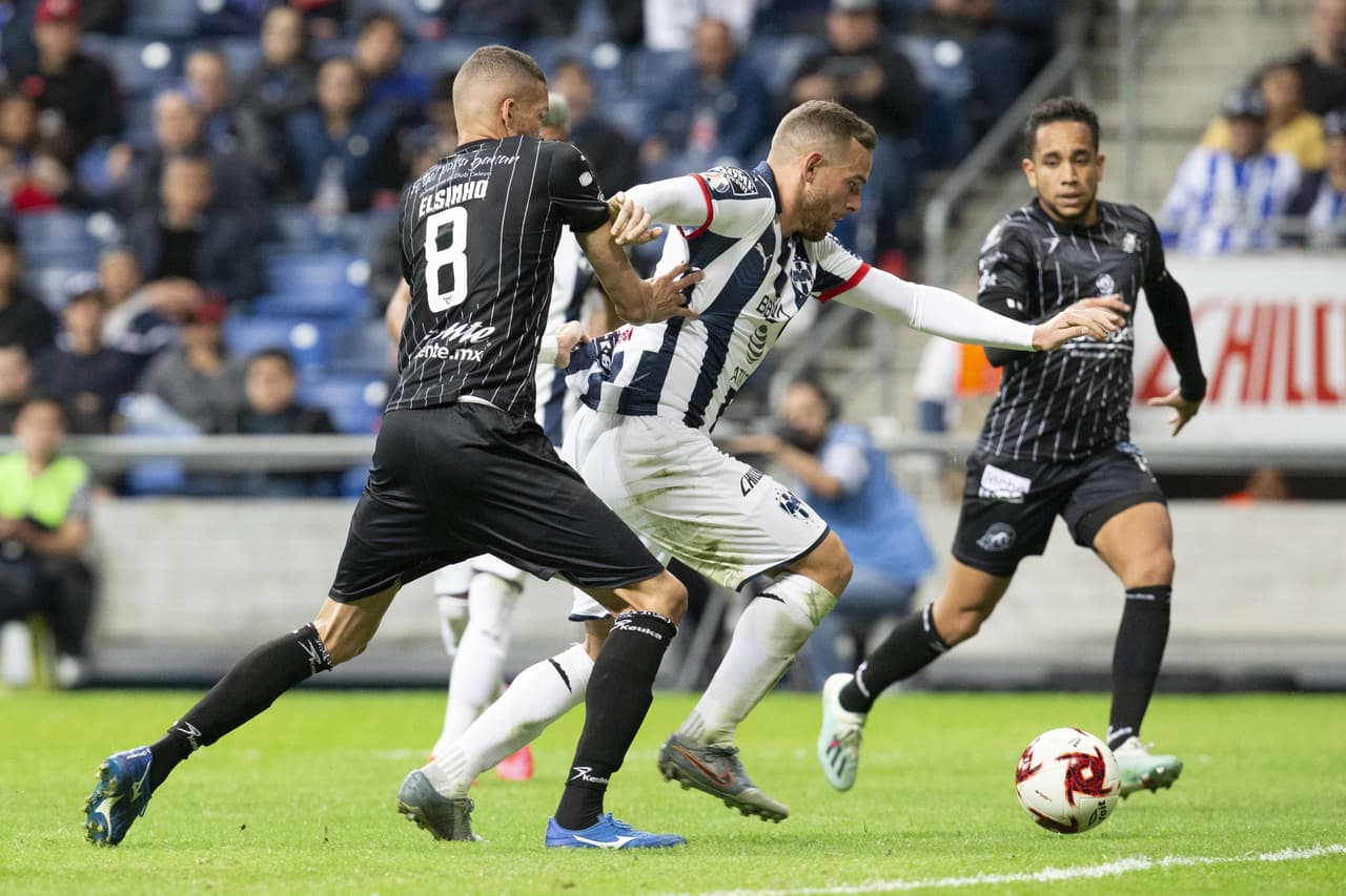 Gallardo (8’), Janssen (65’) y Layún (73’) fueron los verdugos de la noche. La siguiente ronda recibirán a Santos.