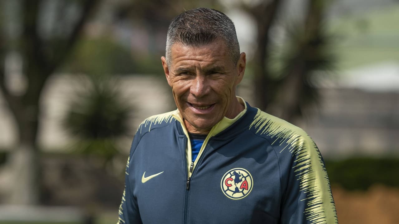 Alfredo Tena deja ser de director de fuerzas básicas del América