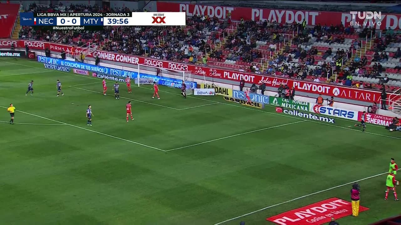 ¡TIRO ATAJADO! disparo por Sergio Canales.