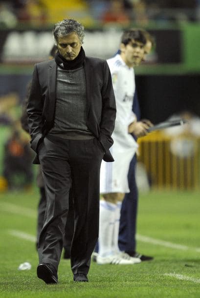 Para la segunda parte, José Mourinho le dio ingreso a Kaká.