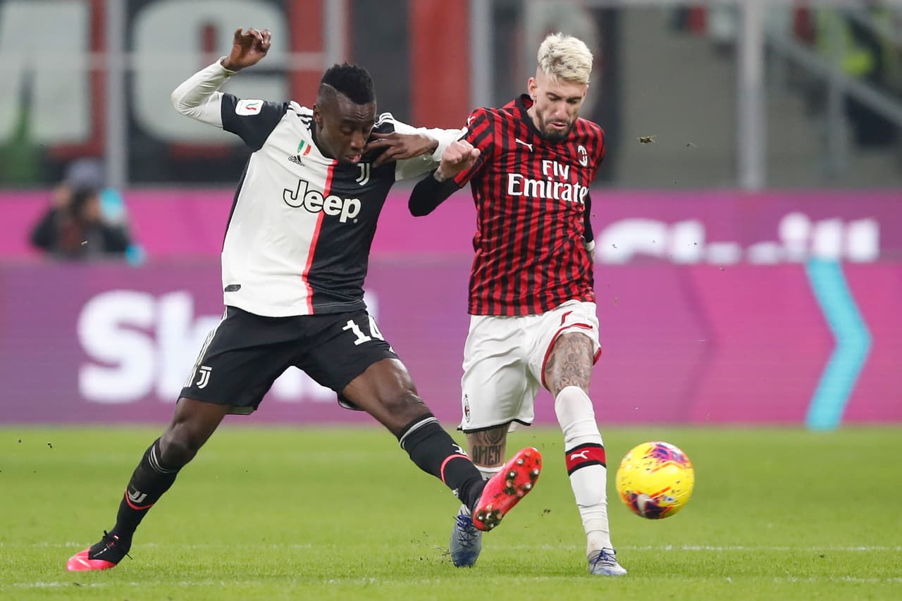 Los primeros diez minutos retuvo más la pelota el equipo de Zlatan.