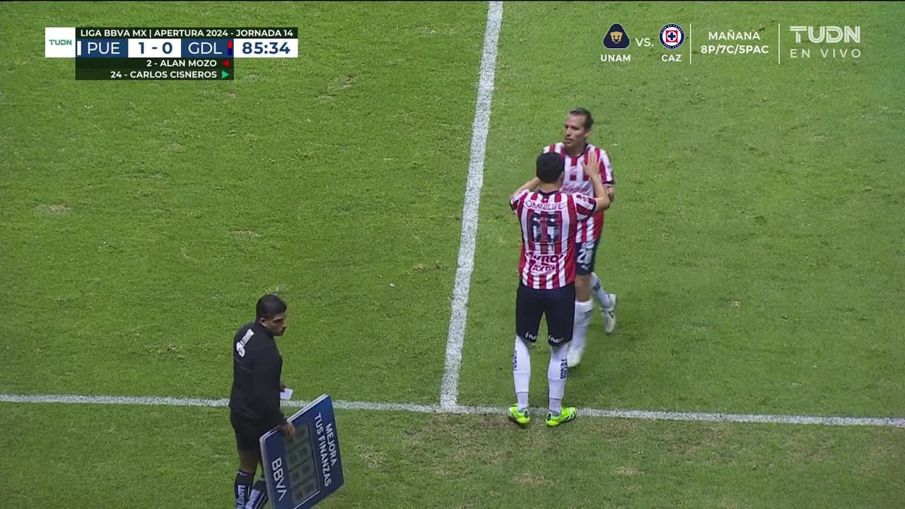 ¡TIRO ATAJADO! disparo por Efraín Orona.