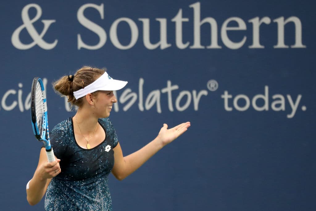 La belga Elise Mertens tuvo el resultado más sorpresivo de la jornada. La décimo quinta preclasificada se midió a la estadounidense Sloane Stephens.
