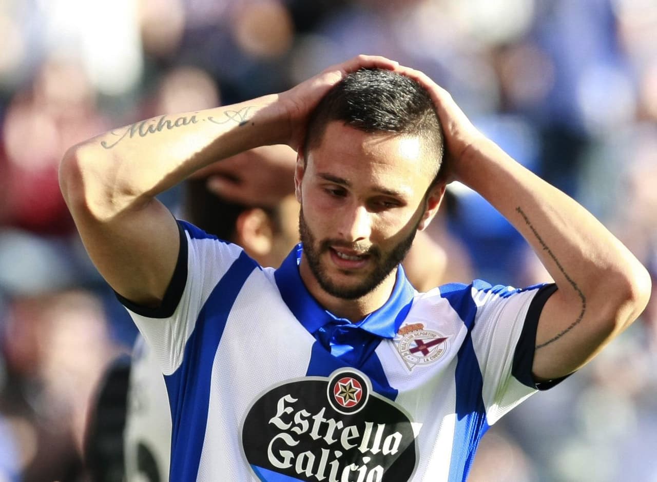 Sin embargo, pese a fallar algunas ocasiones claras, el rumano conseguiría su recompensa en la segunda mitad del partido.