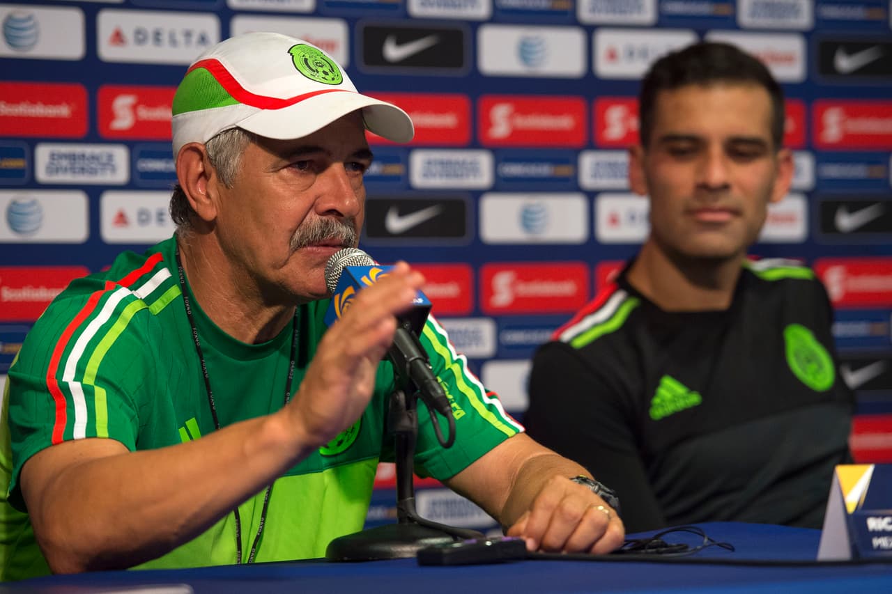 No podemos dejar a un lado la disciplina del equipo, en el corto periodo que ha estado al frente de la selección el trato de los jugadores a la prensa ha mejorado gracias a las recomendaciones del ‘Tuca’.