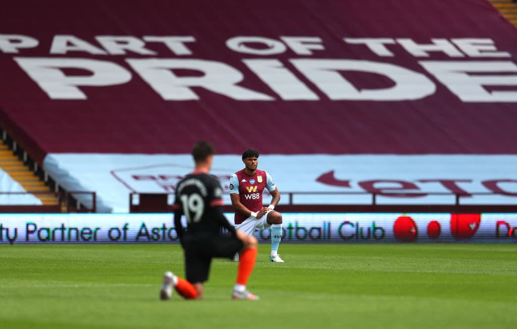 Con el fonde 'Part of the Pride' y Mings de fondo.