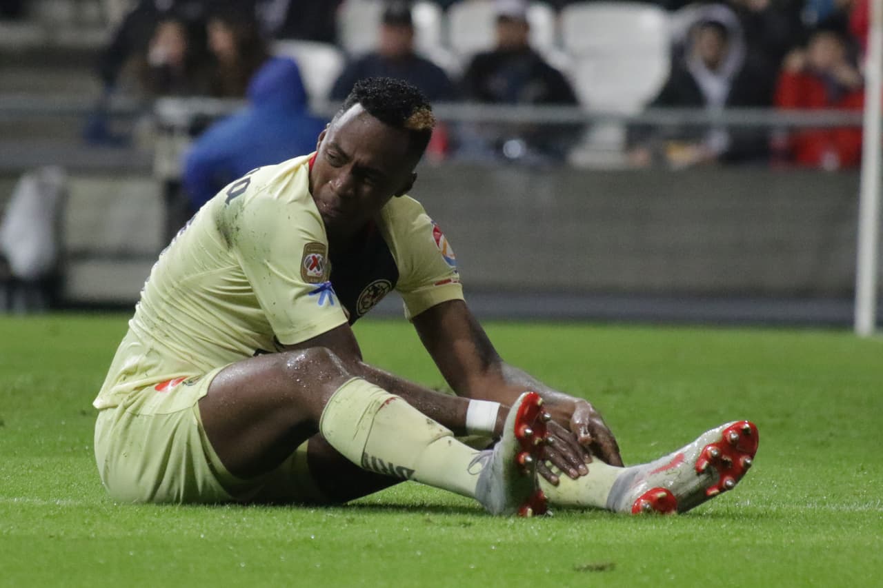 El lamento del ecuatoriano Renato Ibarra resume la frustación del América que pierde 23 partidos de invicto. El próximo juego del campeón será en el Azteca contra Querétaro.