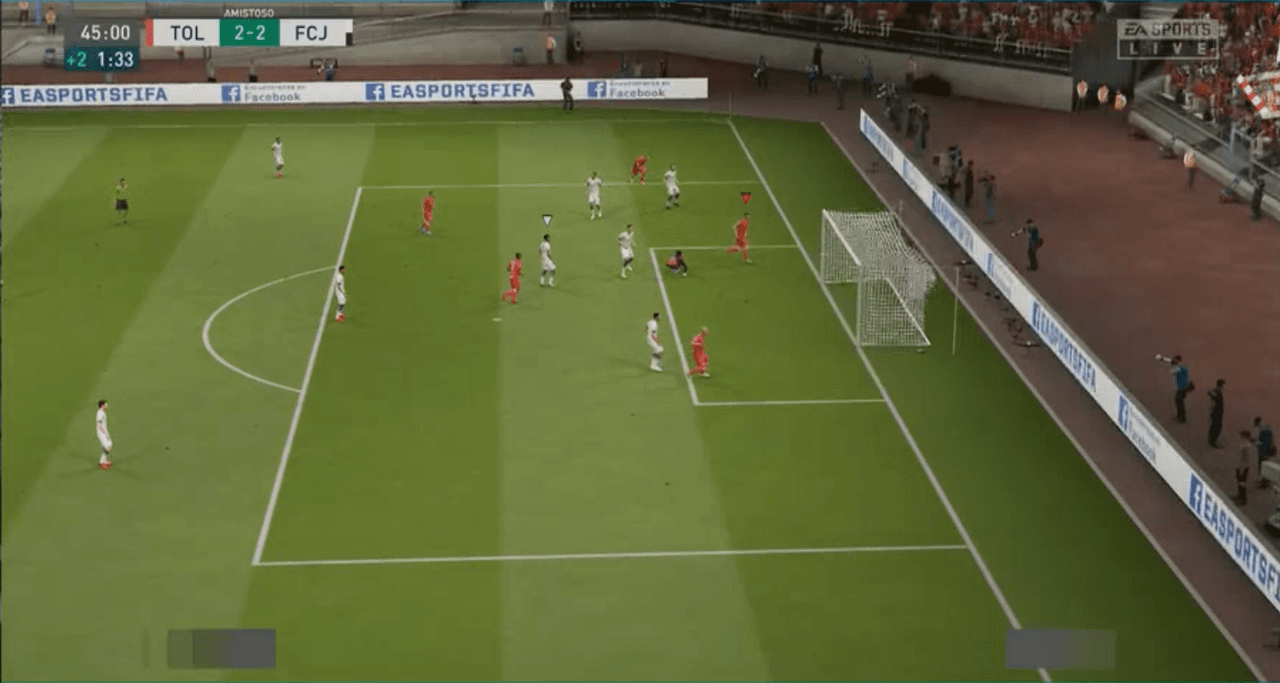 Diego Rosales venció a Marco Canaales en un divertido partido de eLiga MX.