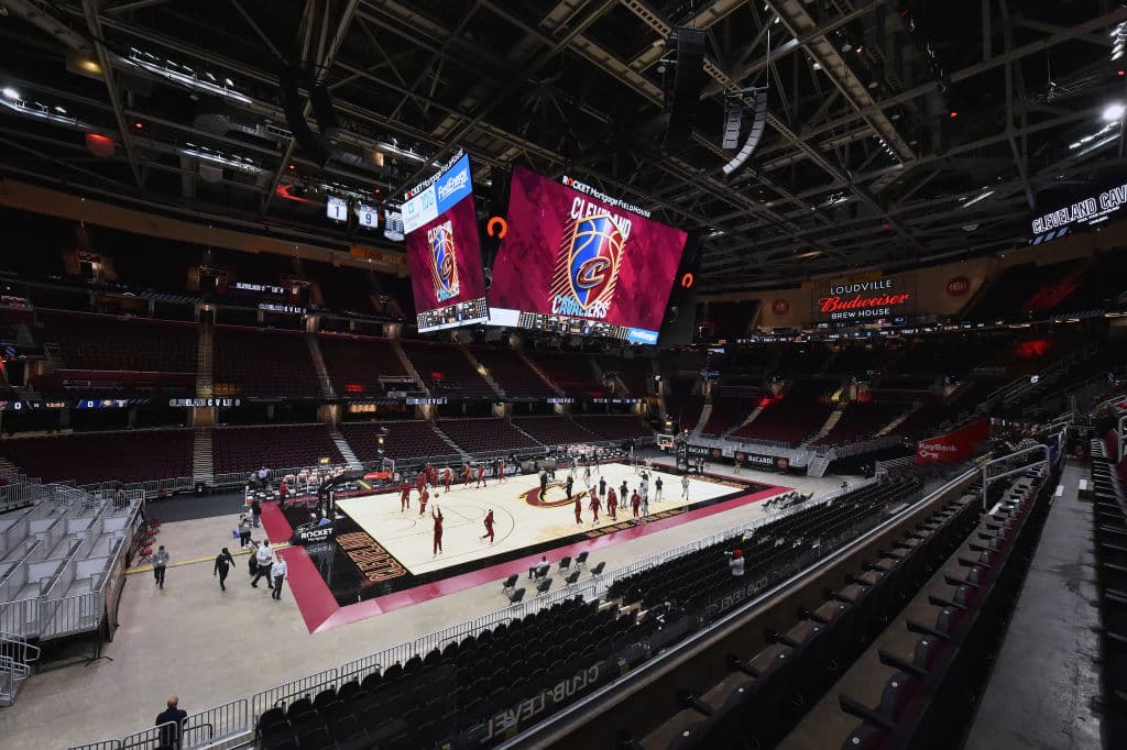 Ha amasado su fortuna como cofundador de prestamistas hipotecarios de Quicken Loans.