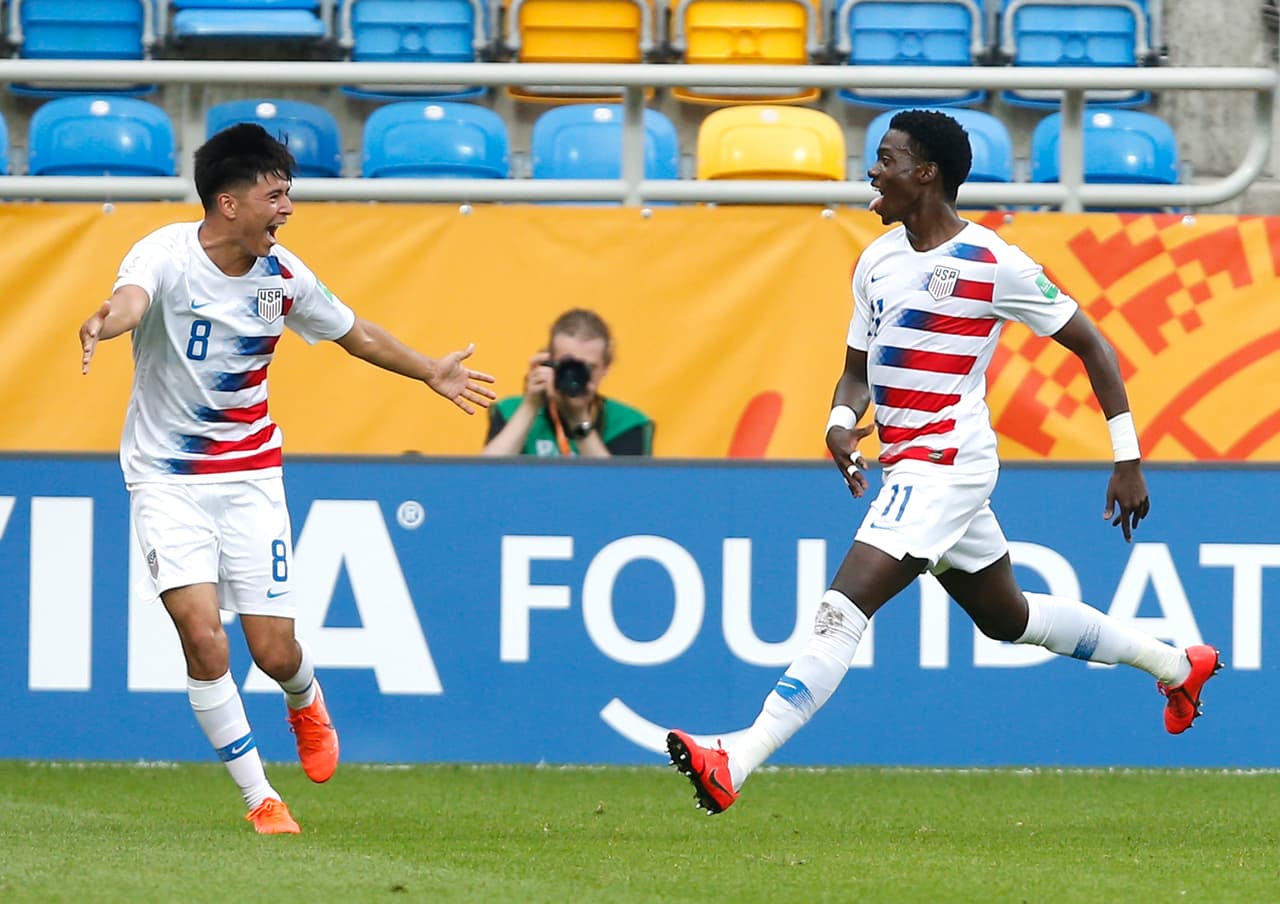 Con potencia y ubicación el delantero del PSG –prestado en el Celtic de Glasgow– consiguió celebrar su segundo gol en el Mundial.