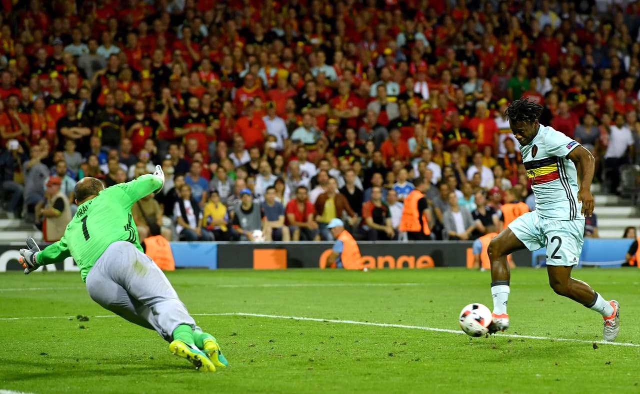 El segundo gol llegaría hasta el minuto 78 en un descuido defensivo que aprovecharía Hazard para asistir a Batshuayi quien remató solo y sin marca a la portería.