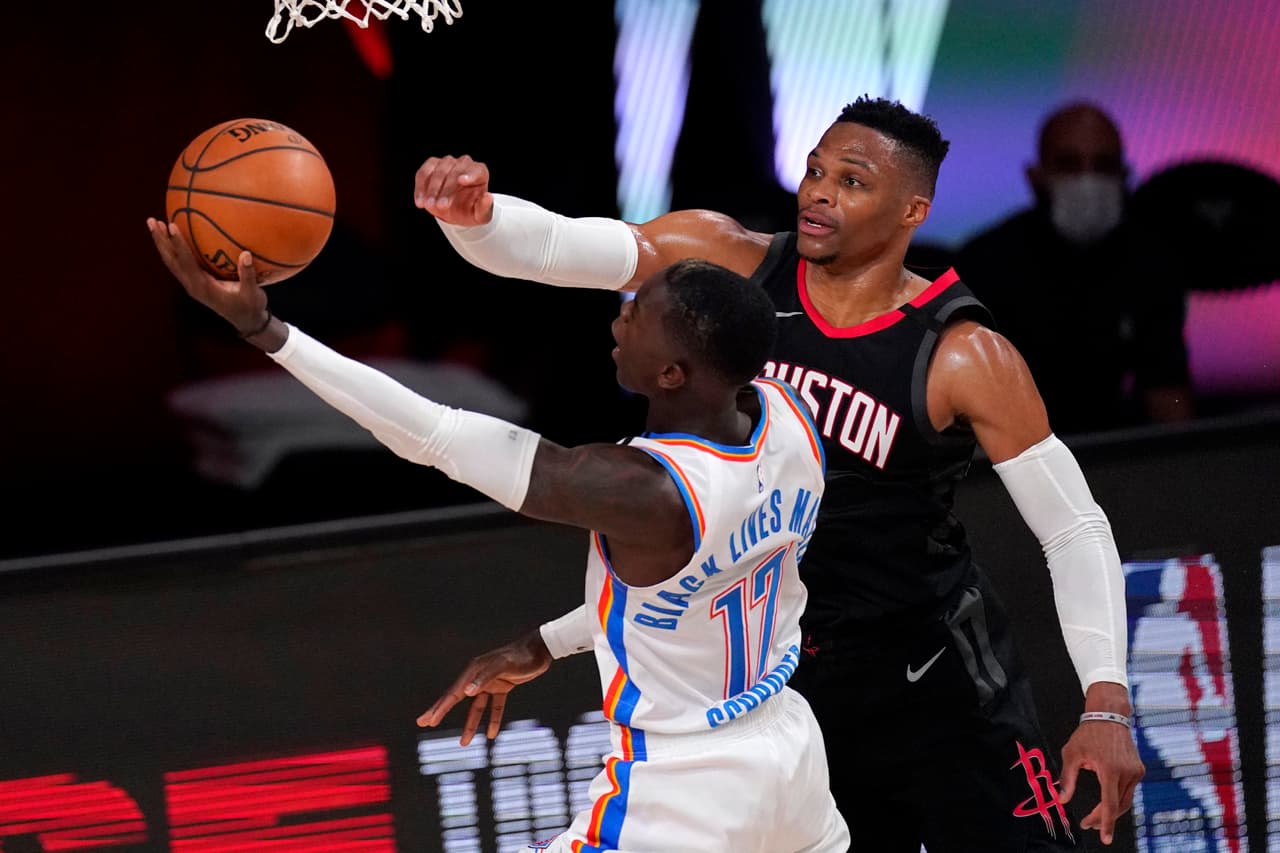 Oklahoma City pelea hasta el último segundo, pero no es suficiente y se despiden de los Playoffs al caer 102-104 frente a los Houston Rockets.