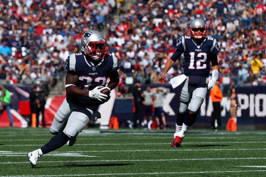 Los Patriots igualaban 30-30 ante los Panthers con menos de dos minutos por jugar.