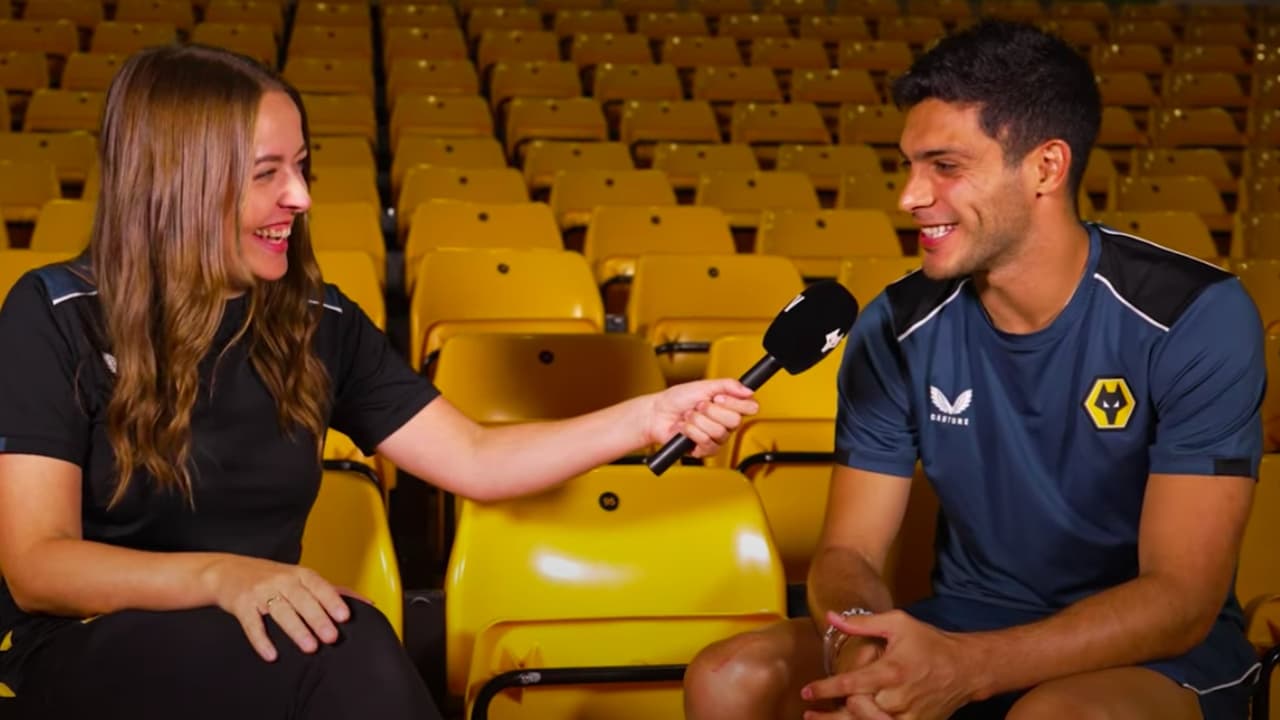 Raúl Jiménez prepara nuevos festejos tras su gol con Wolves