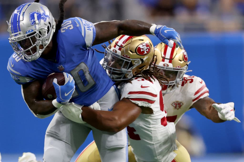 Detroit Lions fueron derrotados por San Francisco 49ers en la apertura de la temporada 33-41, en el Ford Stadium. La era de Dan Campbell con los Lions comienza con una derrota. Los 49ers ha ganado las 19 de las últimas 22 veces que ha enfrentado a Lions.