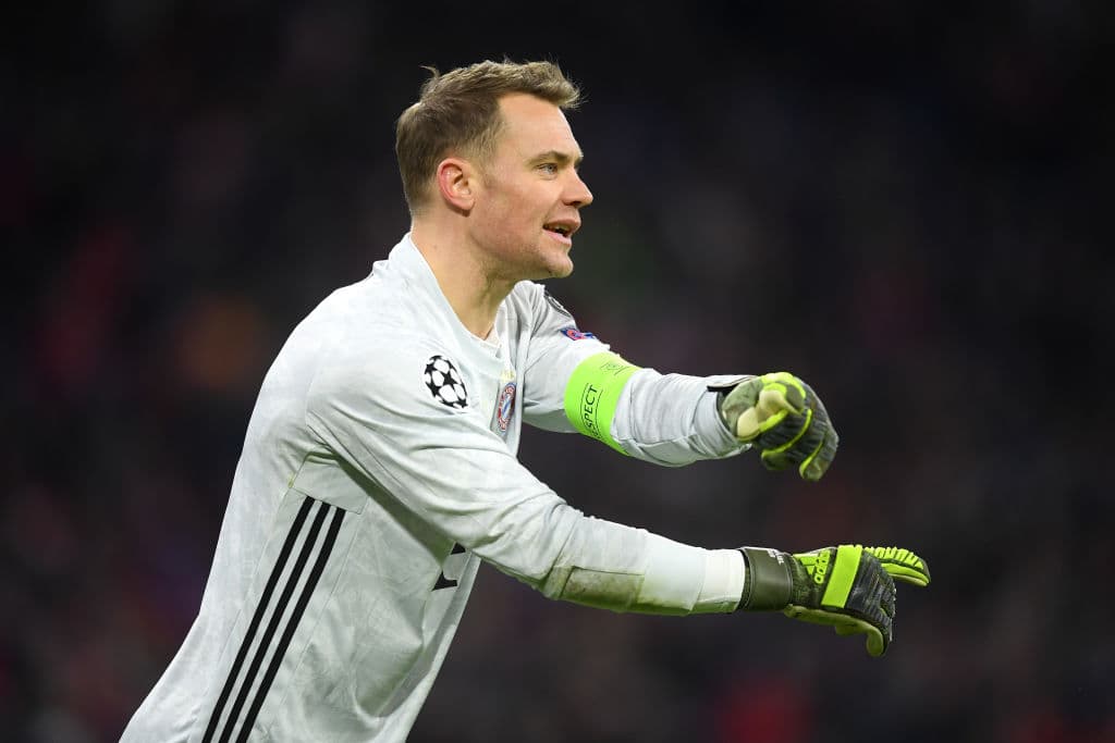 Bayern Munich es el único equipo que logra pasar invicto a octavos de final de la Champions League. El día de hoy confirma su pase en primer lugar del grupo B, seguido del Tottenham Hotspur en segundo lugar.