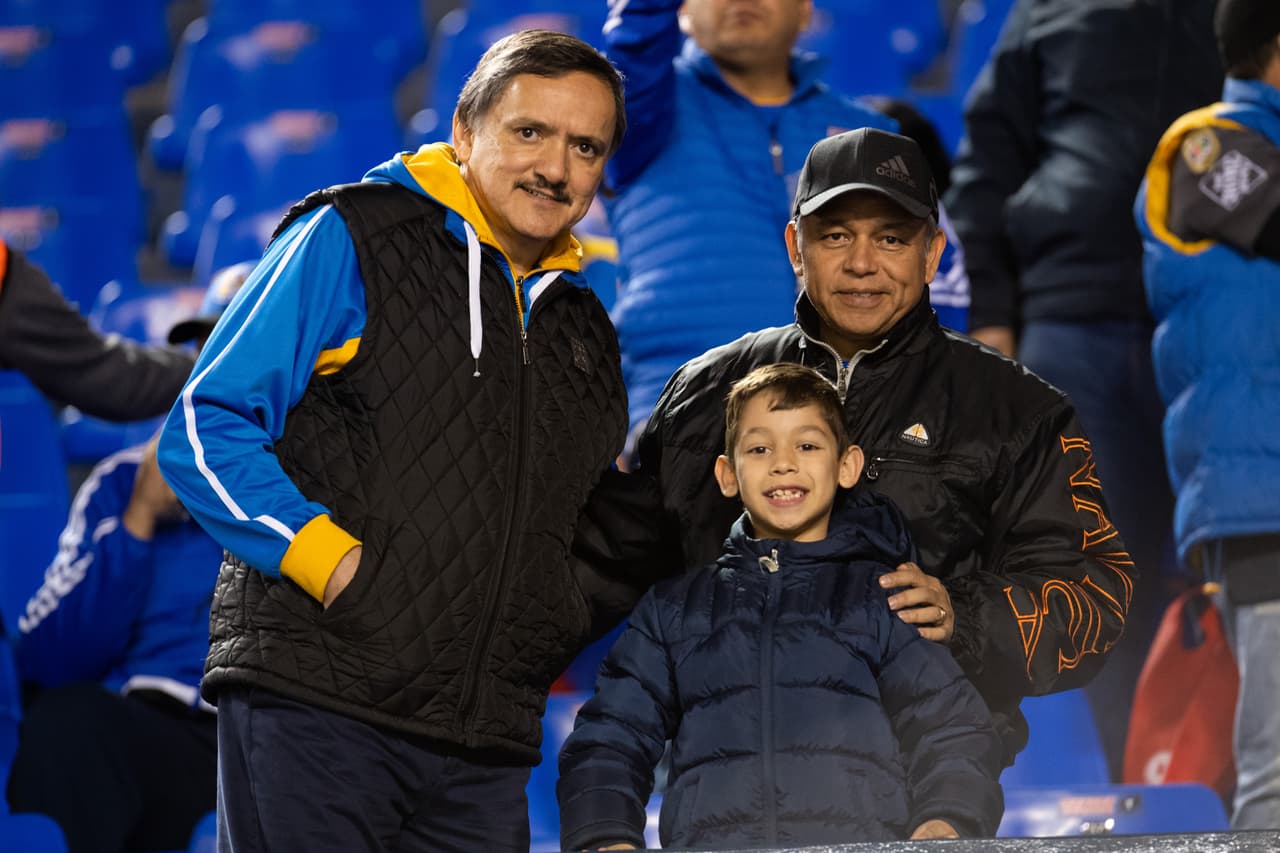 Fanáticos de Tigres aguardan por el encuentro ante Cruz Azul en la Jornada 3 del Clausura 2019.