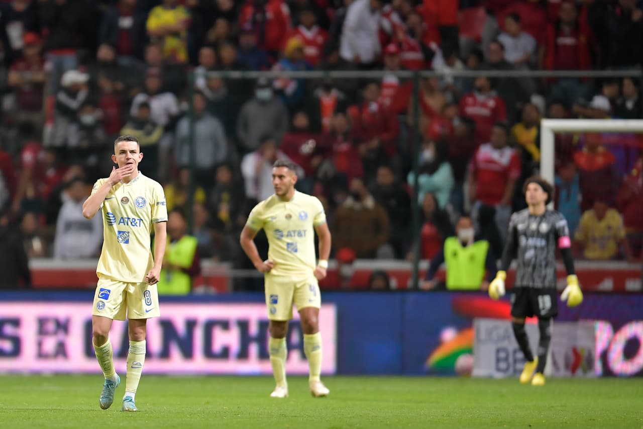 Con goles de Haret Ortega y Leo Fernández, el cuadro mexiquense aprovechó los errores azulcremanas para ir con ventaja al juego de vuelta que se disputará el próximo sábado en la cancha del Estadio Azteca con un 2-1 parcial.