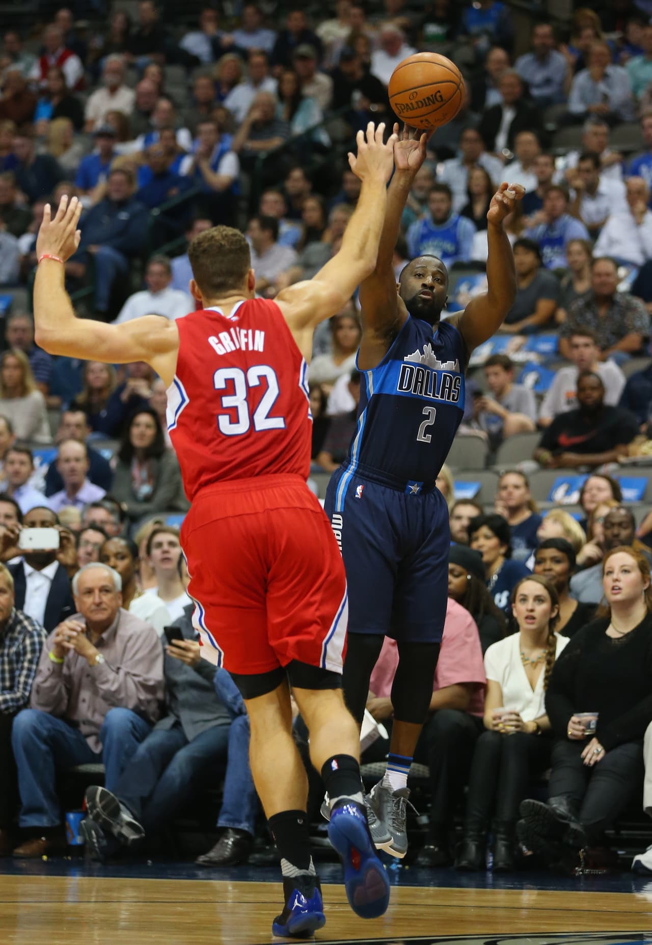 Dallas venció 118 a 108 a Los Angeles en un partidazo donde brilló Dirk Nowitzki