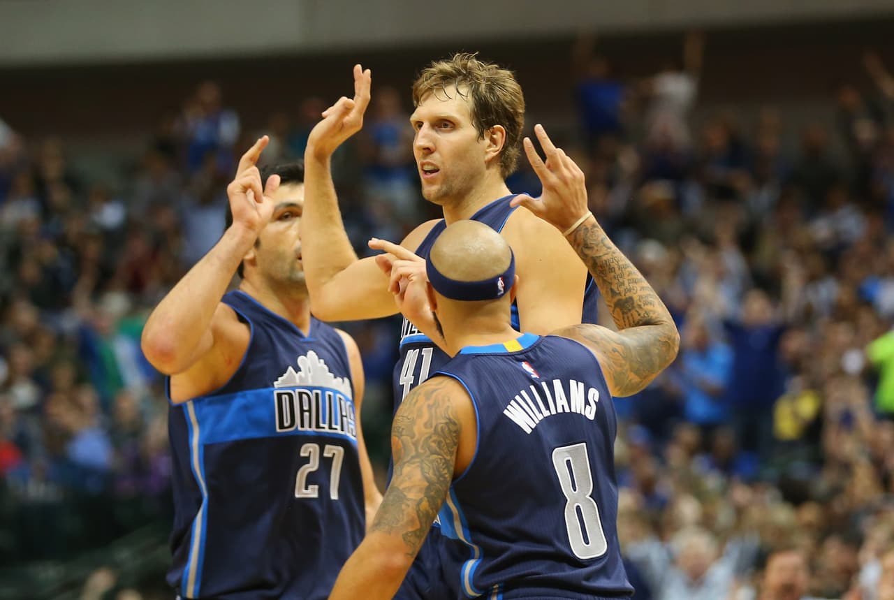 Dallas venció 118 a 108 a Los Angeles en un partidazo donde brilló Dirk Nowitzki