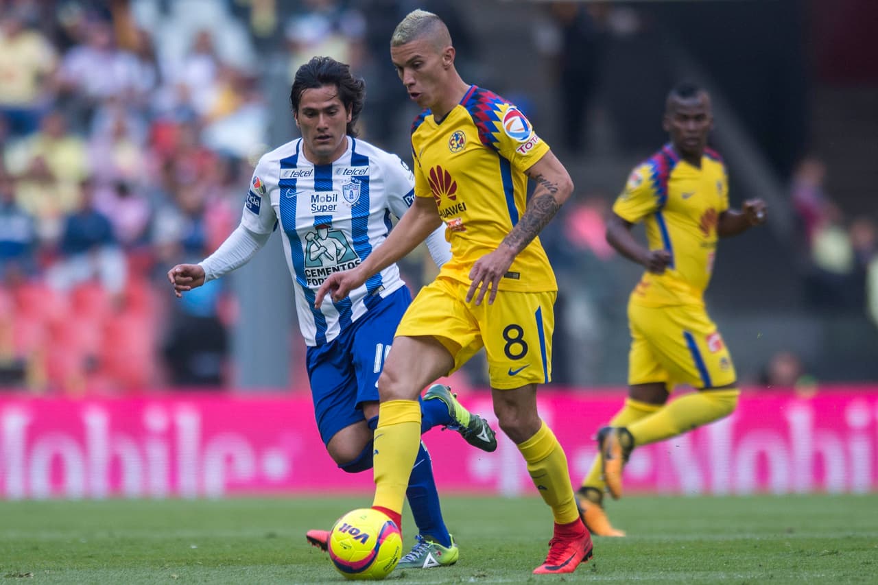 Las Águilas arrancaron el partido en gran forma y desde los primeros minutos estuvieron cerca del marco rival.